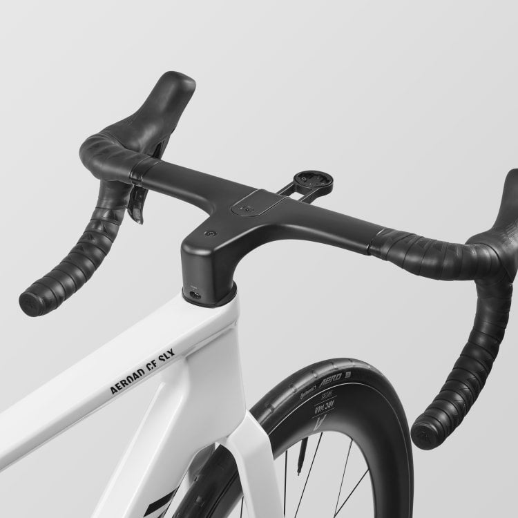Canyon Aeroad CF SLX 8 Disc