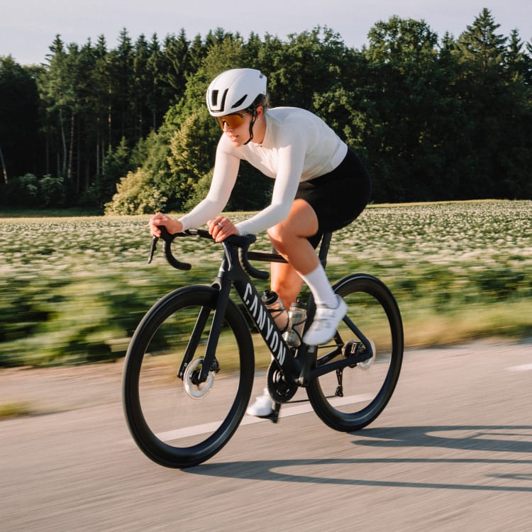 Canyon Aeroad CF SLX 8 Disc